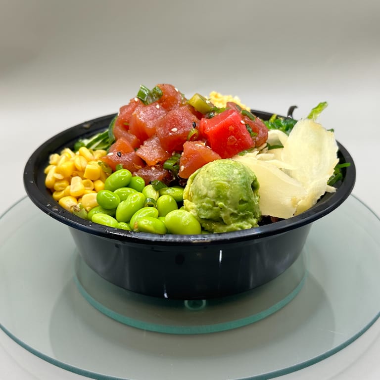 Delicious Hawaiian Cuisine: Poke, Seafood, and More
